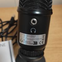 Микрофон NORTEC с метална стойка, снимка 2 - Микрофони - 45520596