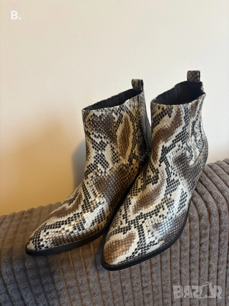 Кожени боти със змийски мотиви, снимка 1