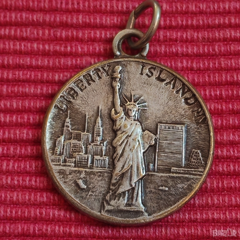 Медальон, ключодържател Ню Йорк Liberty. , снимка 1