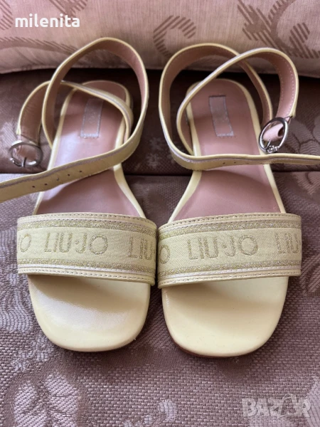 Сандали Liu Jo в нежно жълт цвят 36 номер, снимка 1