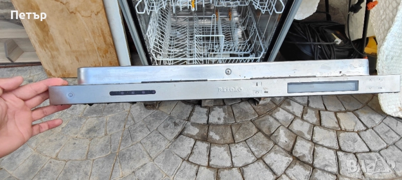 Продавам съдомиялна Miele за части, снимка 1