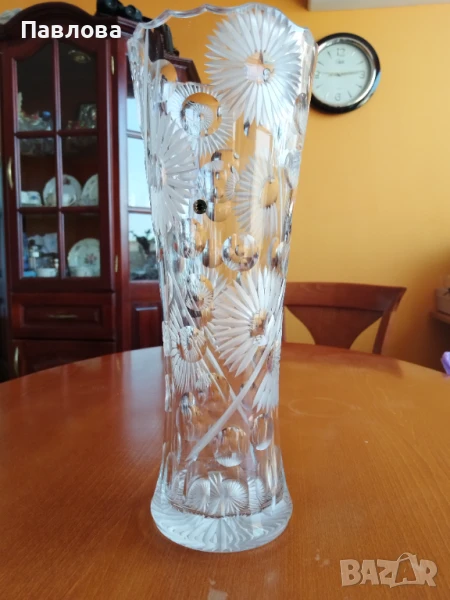 Кристална ваза,, Слънце ", Сливенско производство, Нова, снимка 1