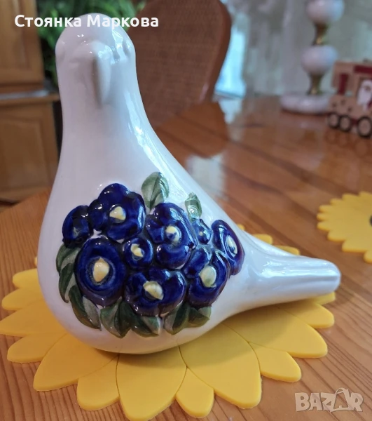 Порцеланово птиче на Роза Люнг, снимка 1