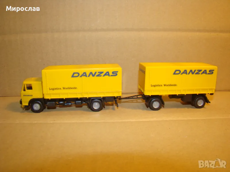 IGRA H0 1/87 LIAZ SKODA EUROPE КАМИОН МОДЕЛ КОЛИЧКА ТИР, снимка 1