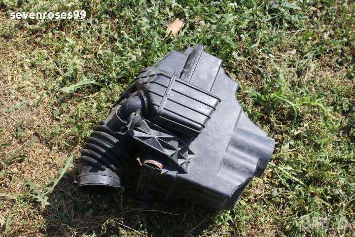 Филтърна кутия с маркуч Мазда 3 2008 2.3i 158hp Mazda 3 седан , снимка 1