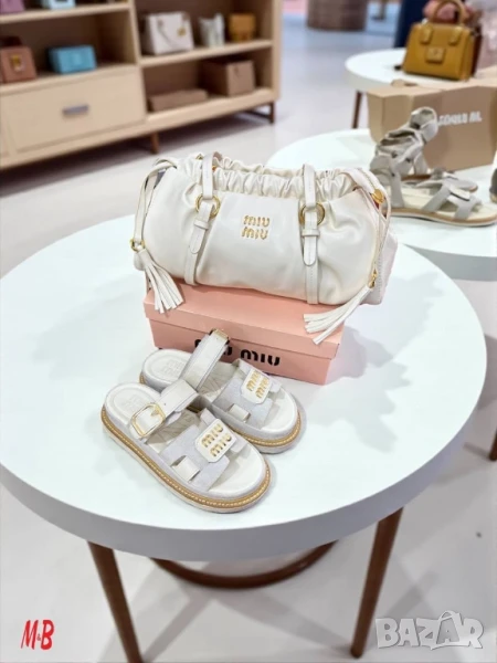 чехли Miu Miu , снимка 1