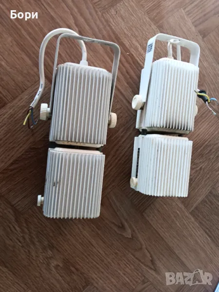 Халогенни лампи прожектори, снимка 1