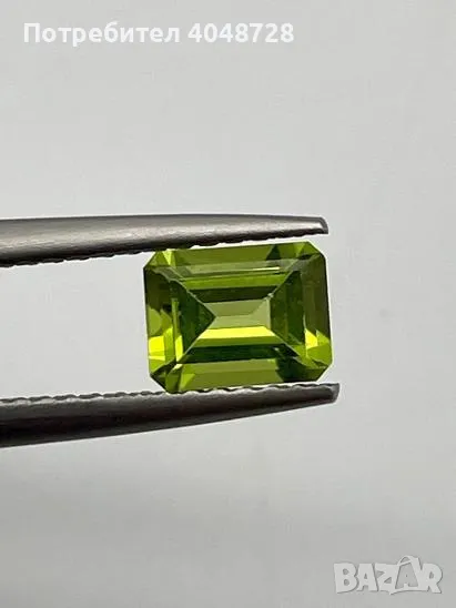 Естествен инведтоционен перидот 1.57ct., снимка 1