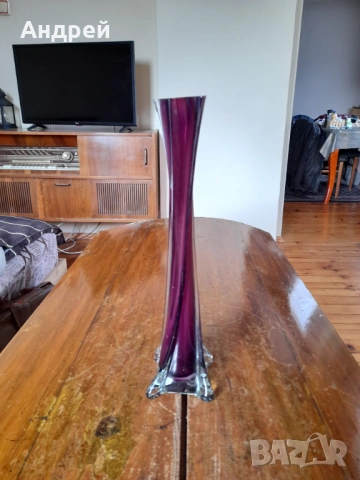 Стара стъклена ваза #19