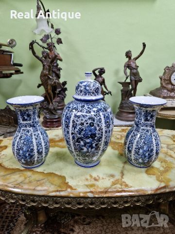 Уникален комплект антикварни колекционерски холандски порцеланови вази Delft 