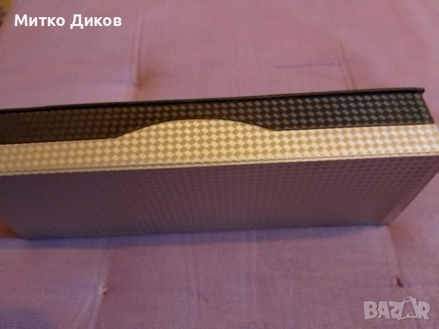 подаръчен комплект нов от две химикалки ролер и обикновена в под.кутия, снимка 5 - Други - 53566366