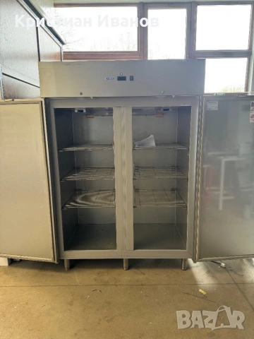 Хладилен шкаф минус Afinox, снимка 3 - Оборудване за магазин - 54162529