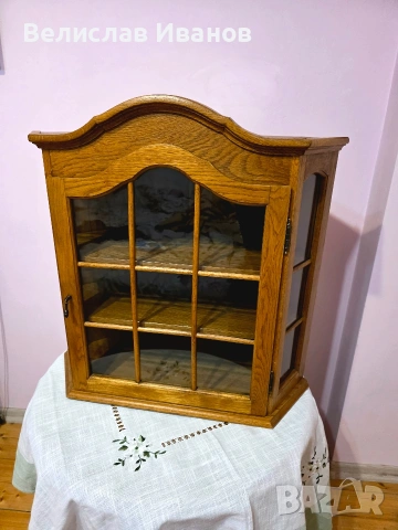 Винтидж дъбова витрина за стена (ъглова) от масивно дърво. Перфектно състояние., снимка 5 - Антикварни и старинни предмети - 53757911