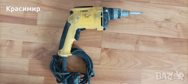 винтоверт за гипсокартон Dewalt