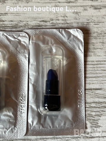 AVON Нови мостри на червила в 5 различни цвята 🩷❤️💜, снимка 6 - Декоративна козметика - 52443491