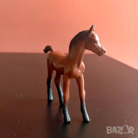 Колекционерска фигурка Schleich Horse Brown Foal W.Germany 13103, снимка 4 - Колекции - 45935829