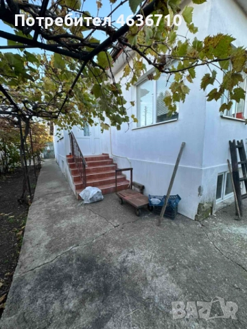 Продавам къща близо до центъра, снимка 2 - Къщи - 52227130