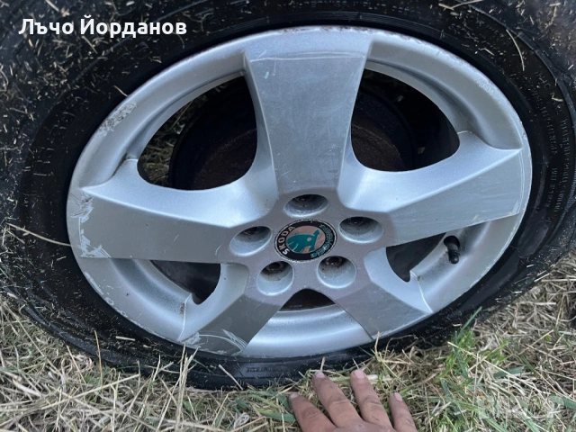 14 5х100, снимка 4 - Гуми и джанти - 54262264