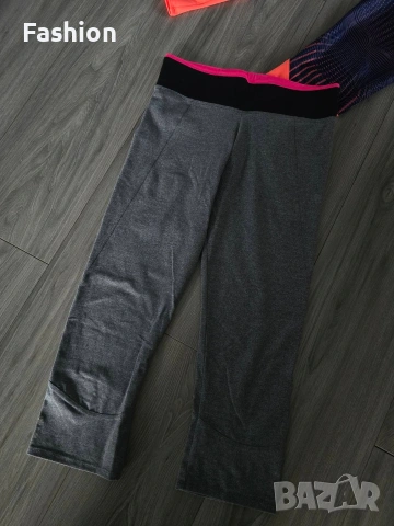 Лот от два броя дамски клинове за 5€.