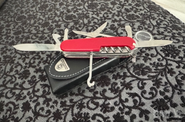 Чисто нов Victorinox