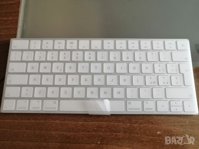 Безжична Bluetooth клавиатура Apple A1644 Wireless Magic 2 Keyboard Silver – UK English, снимка 2 - Клавиатури и мишки - 45835953