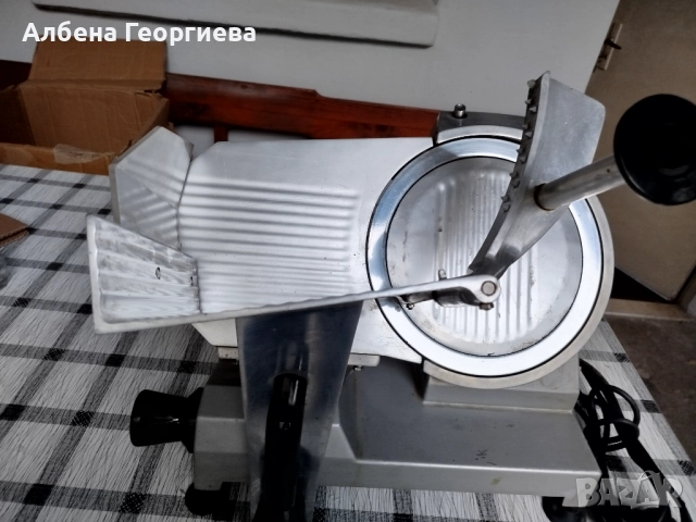 Професионална слайс машина - 250 мм, снимка 15 - Обзавеждане на кухня - 52083345