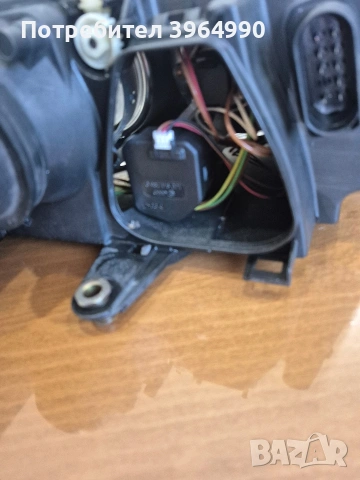 Кристални Оригинални Неразличими от нови фарове HELLA за пасат В5.5 , снимка 4 - Части - 53698972