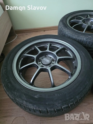 Продавам 17"×5×112 с гуми 225/50/17 ползвани на Пасат 6 , снимка 4 - Гуми и джанти - 53671030