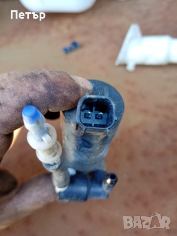 Помпичка за стъкломиеща система Volvo C30 V40 S40 V50 V70 XC70 XC90 , снимка 2 - Части - 53841693