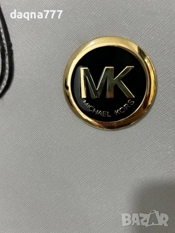 Michael Kors голяма чанта Германия, снимка 4 - Чанти - 51071830