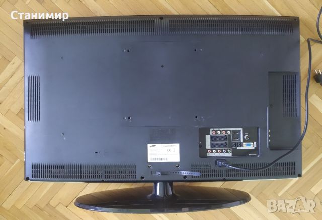 LCD Телевизор SAMSUNG LE32S81B, снимка 4 - Телевизори - 45844592