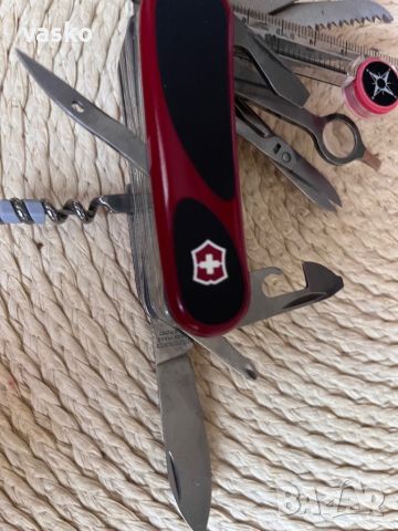 Victorinox-перфектен, снимка 18 - Ножове - 46507042