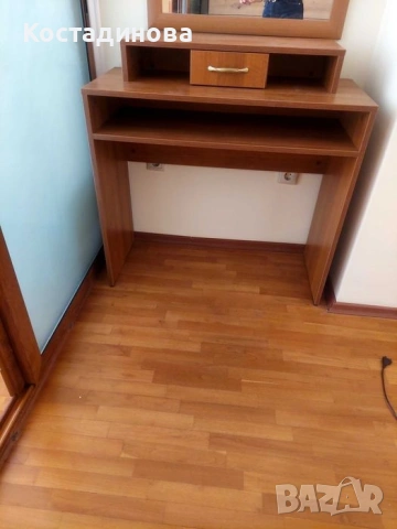 Тоалетка в цвят златен дъб (изработена по поръчка) 