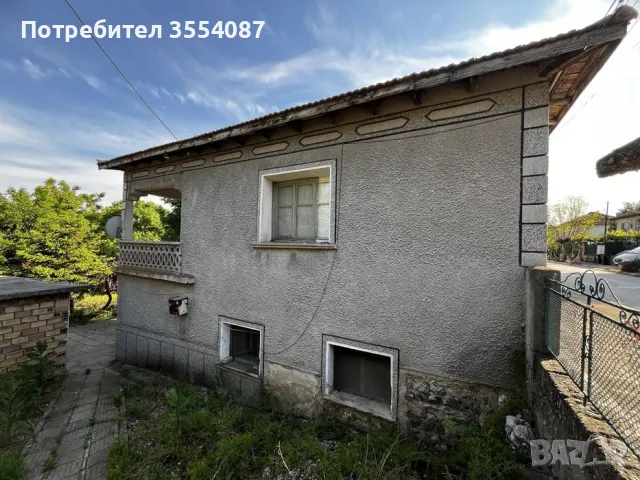 Продавам двуетажна къща с двор частно лице , снимка 2 - Къщи - 47903790
