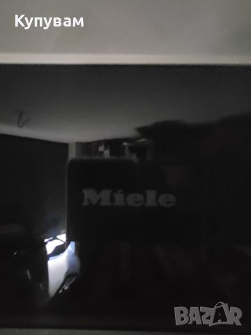 Охладител витрина за вино Miele Миеле, снимка 5 - Хладилници - 45402040