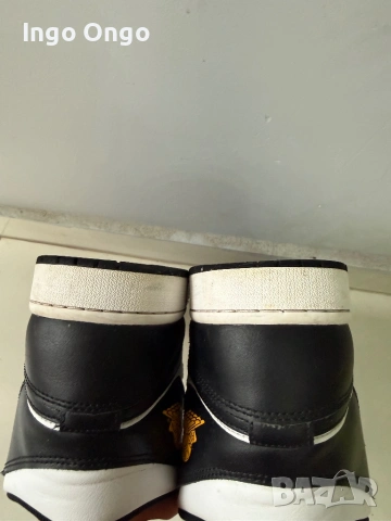 Jordan 1 Mid оригинални, снимка 5 - Други - 53757312
