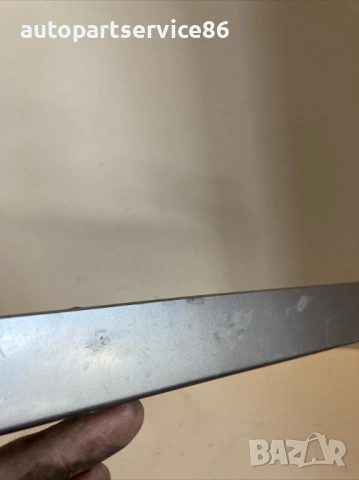 Предна дясна облицовка за Mazda CX-7 (2011) EH1464471, снимка 2 - Части - 53625941