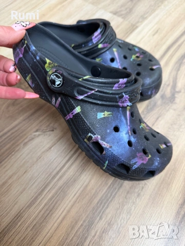 Оригинални шикозни чехли Crocs ! 38-39 н, снимка 2 - Чехли - 47993337
