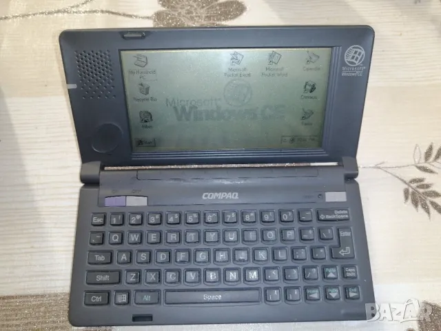 Ретро компютър COMPAQ C120+