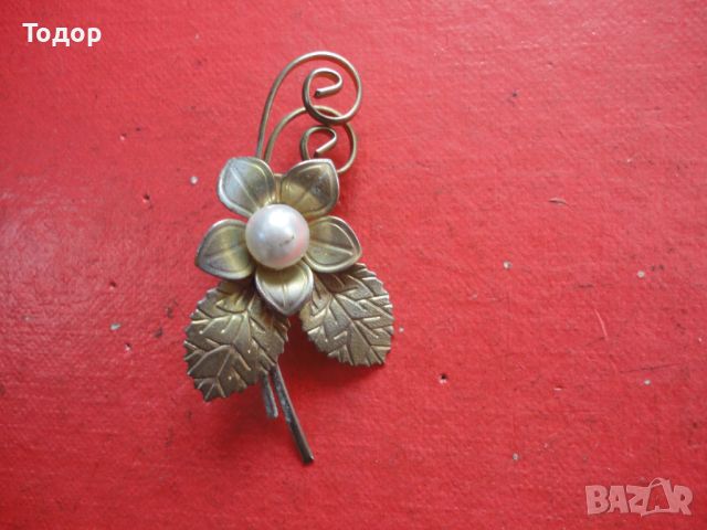 Страхотна брошка цвете с перла , снимка 2 - Други - 46385914