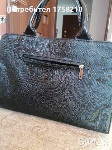 Дамска чанта , снимка 3 - Чанти - 51829016