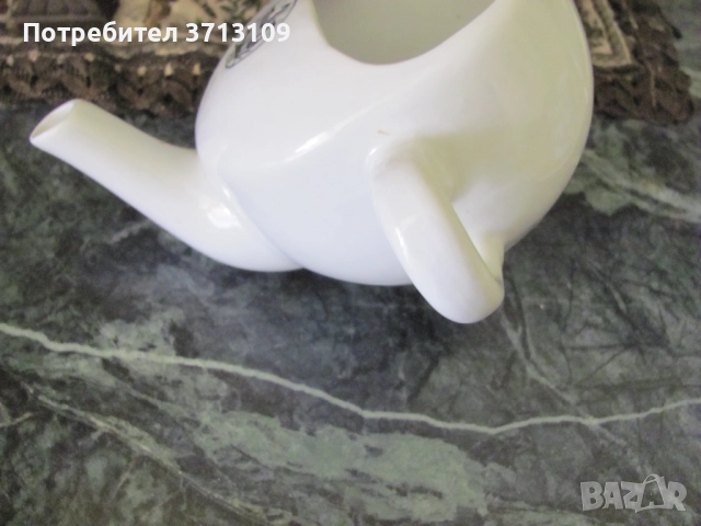 Порцеланов фидер (поилник) БОНОНИЯ Г.М.,маркиран, снимка 3 - Антикварни и старинни предмети - 51512554