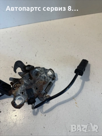 Citroën DS4 механизъм за заключване на предния капак, 9670575977, оригинален, за 1.6 HDi, 2011 г, снимка 2 - Части - 53129470