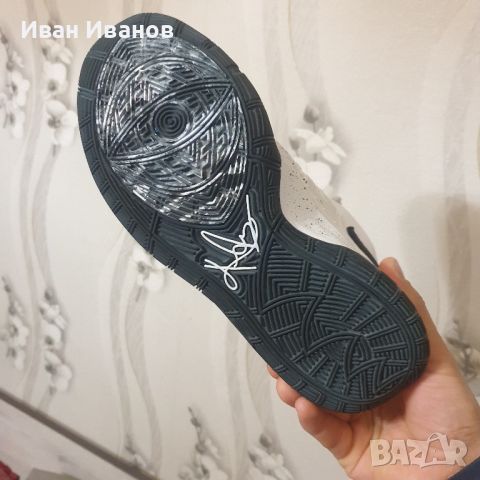 Nike Kyrie 6 баскетболни маратонки номер 42-42,5, снимка 8 - Маратонки - 45954374