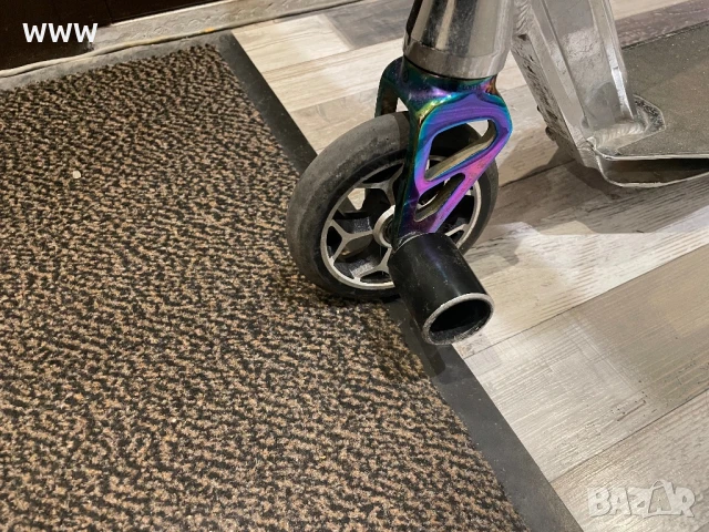 Запазена тротинетка за трикове, снимка 3 - Скутери и тротинетки - 50485591