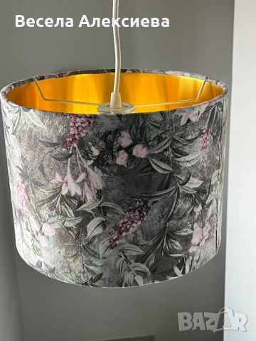 Висяща лампа, снимка 2 - Лампи за таван - 53521015