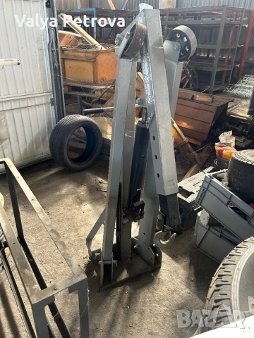 хидравличен сгъваем кран за двигатели