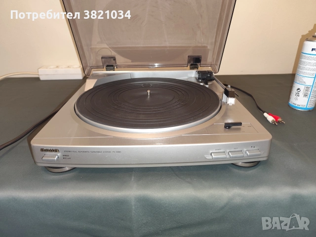 продавам грамофон aiwa px-e860