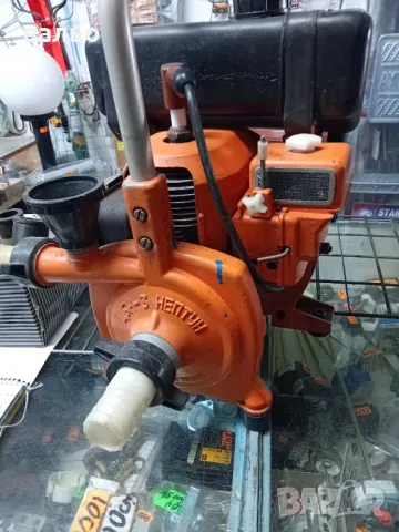 Бензинова помпа за вода , снимка 1