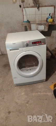 Сушилня AEG термо помпа 8 кг, снимка 1